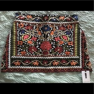 BRAND NEW Goodnight Macaroon embroidered skirt